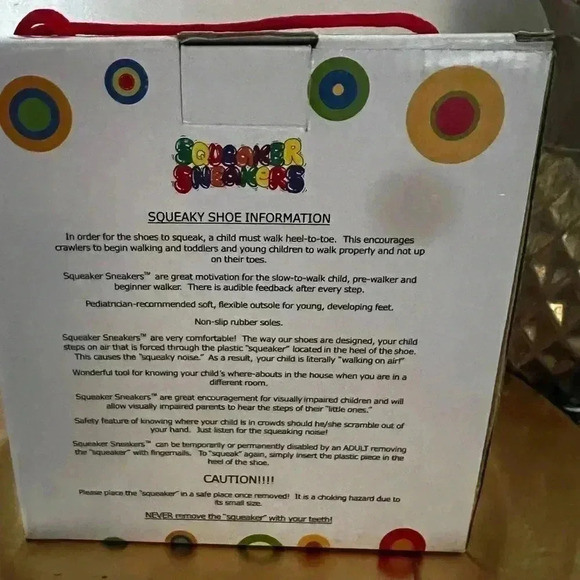 SQUEAKER SNEAKERS WHITE MARY JANE STYLE SHOES SIZE 9 NIB - Picture 6 of 6